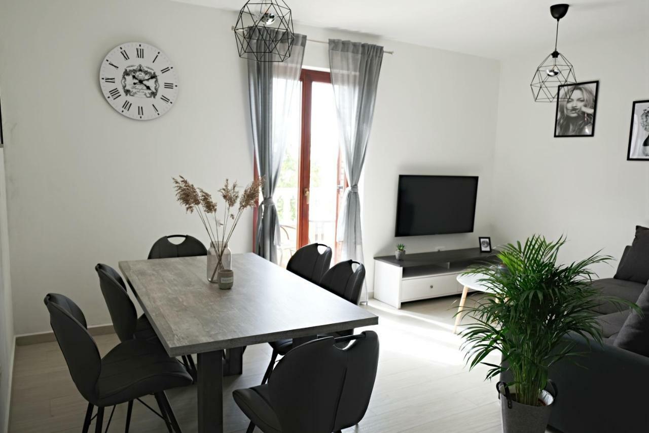 Apartment Luna Умаг Екстер'єр фото